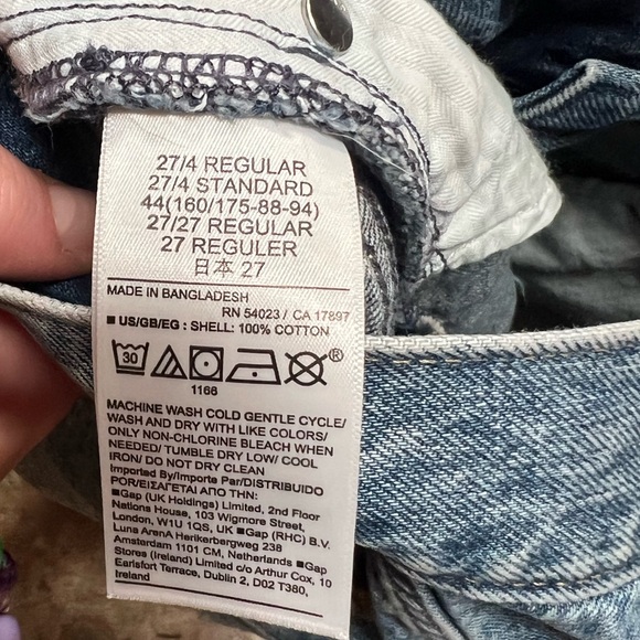 Gap Low Stride Jean Short - Size 27 - Picture 4 of 4